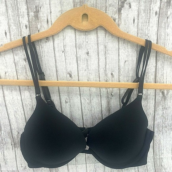 Victoria's Secret Womans Black Push Up Bra Padded Underwire Size 34C - Picture 1 of 5
